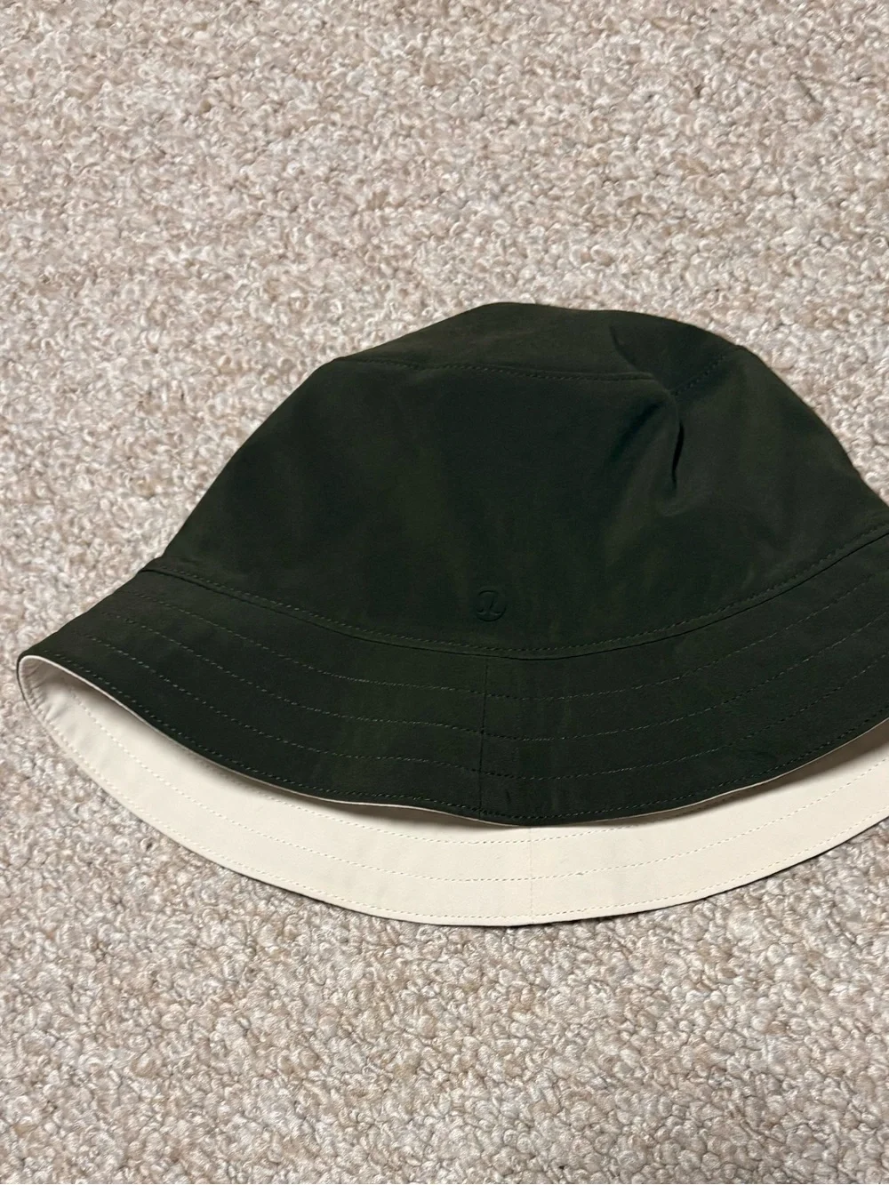 lululemon athletica Women's Reversible Cream and Olive Bucket Hat